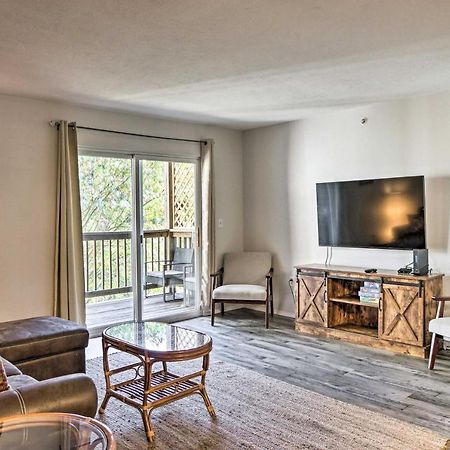 Centrally Located Brandon Condo With Pool Access Брэнсон Экстерьер фото